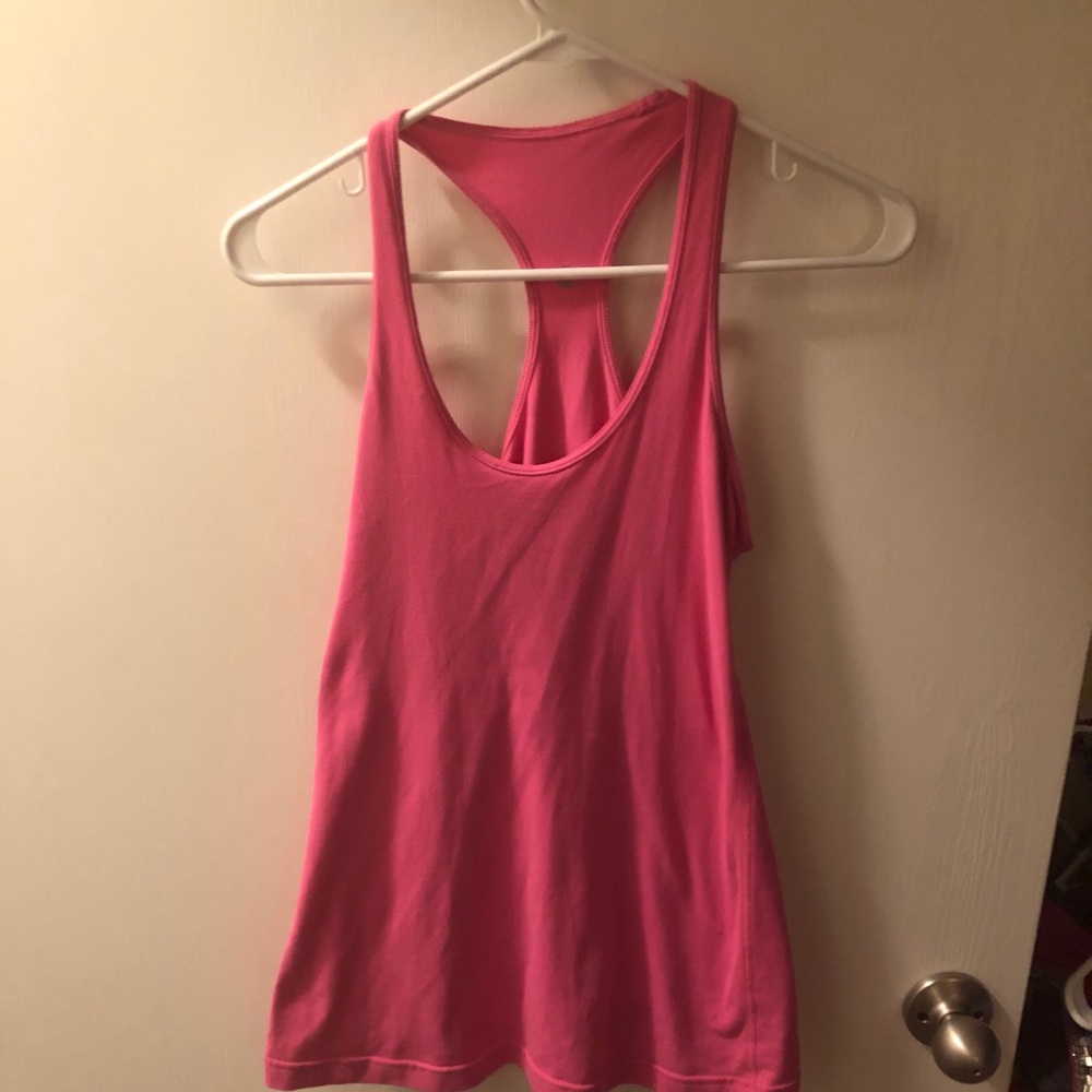 Lululemon tank